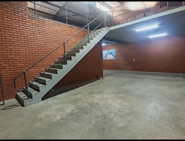 243M² WAREHOUSE TO LET IN ORMONDE